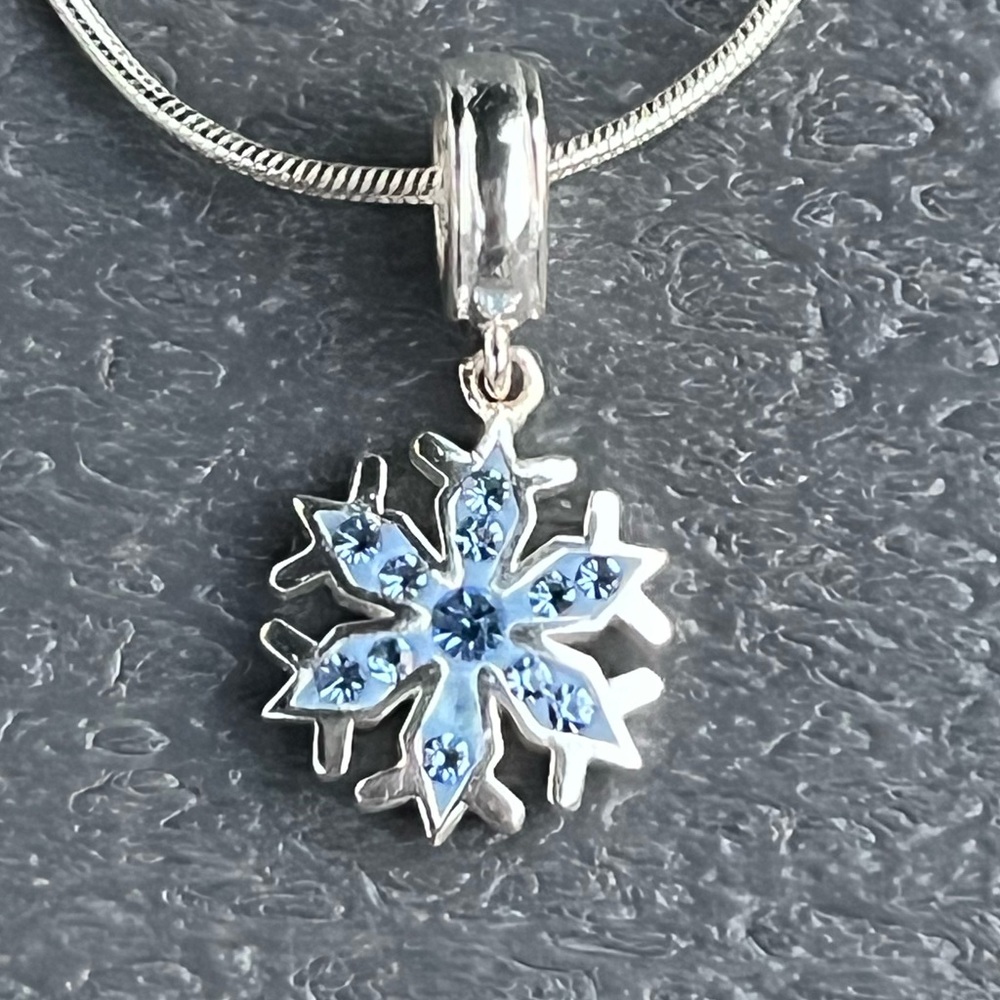 Silver Snowflake Pendant Necklace; Blue Rhinestones; 18.5in Silver Tone Chain